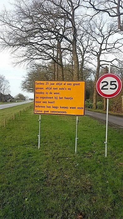 Nieuwe borden langs de Hessenweg? - Foto: Eigen geleverde foto
