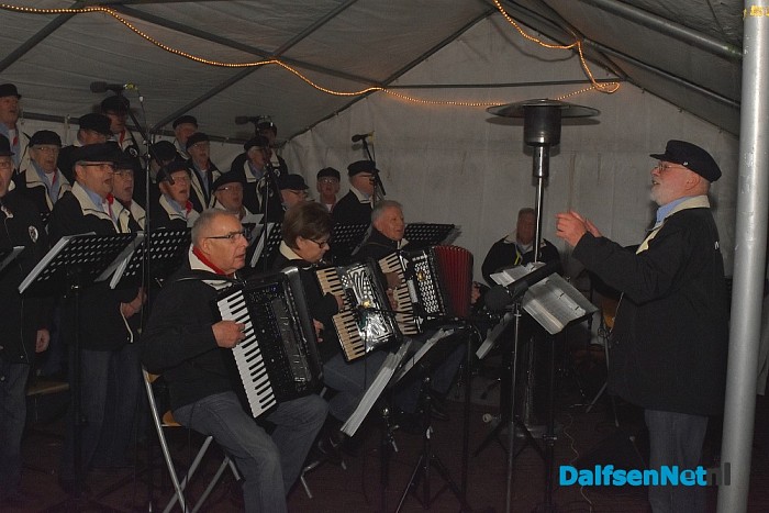 Een sfeervol Dalfser Kerstfestijn - Foto: Johan Bokma