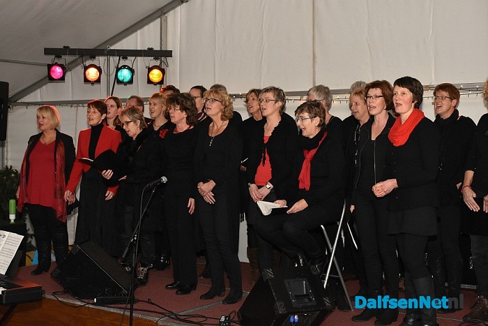Een sfeervol Dalfser Kerstfestijn - Foto: Johan Bokma
