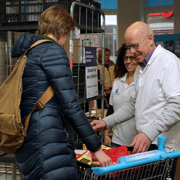 Inzamelactie Voedselbank groot succes - Foto: Paul Scholten