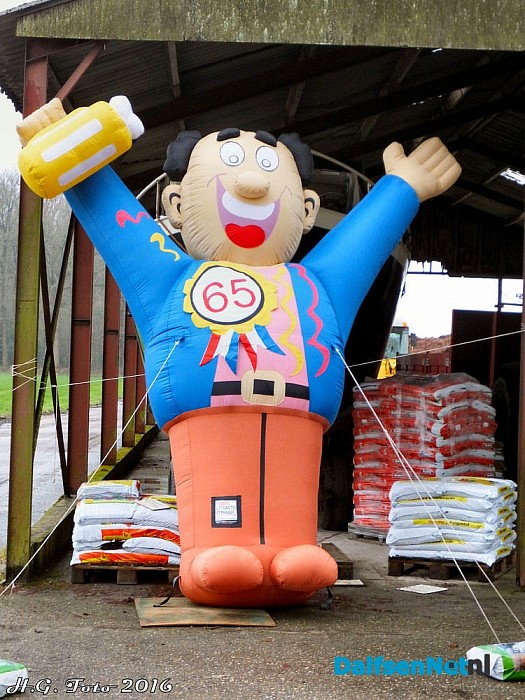 ’t is woar Jan is 65 joar. - Foto: H.G. Foto