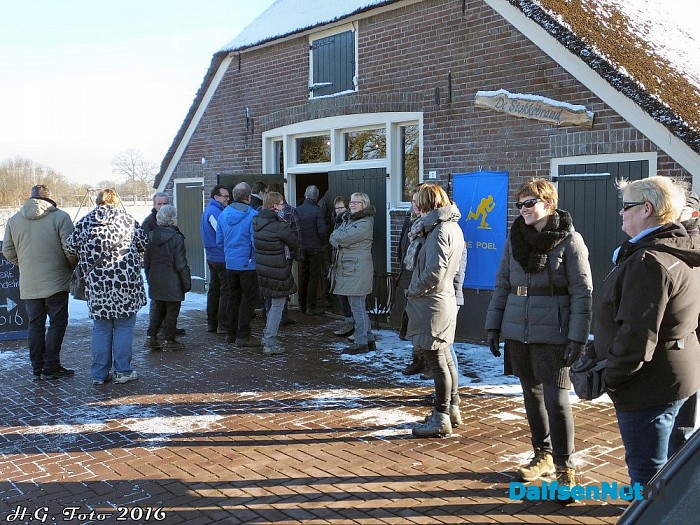 Geslaagde snertwandeling van ijsclub de Poel - Foto: H.G. Foto