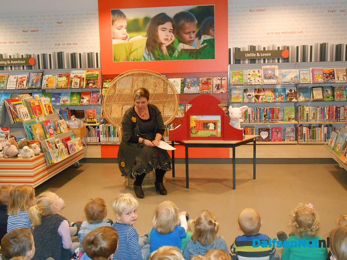 Voorleesontbijt in peuterspeelzaal Oudleusen