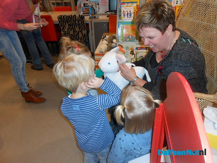 Voorleesontbijt in peuterspeelzaal Oudleusen