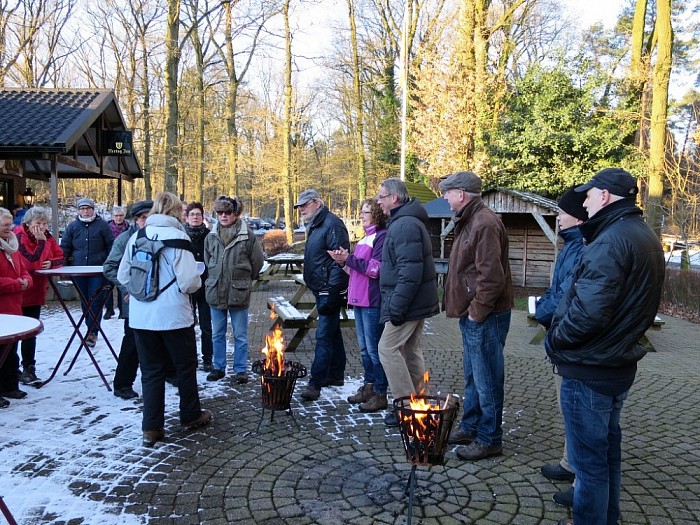 Met een verhalenvertelster op pad - Foto: Wim