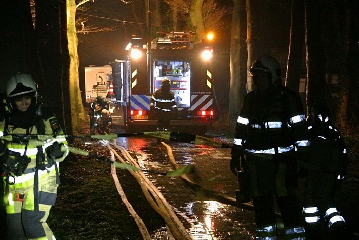 Brand kapschuur Lemelerveld - Foto: Niels Jansen