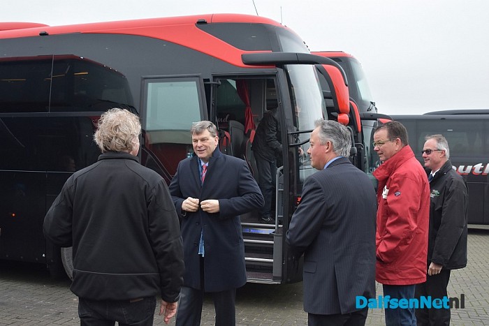 Dit zijn de nieuwe touringcars voor South West Tours - Foto: Johan Bokma