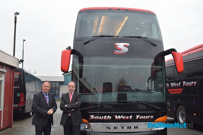 Dit zijn de nieuwe touringcars voor South West Tours - Foto: Johan Bokma