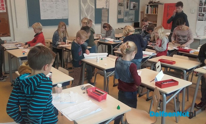 Bruggen bouwen op De Uitleg