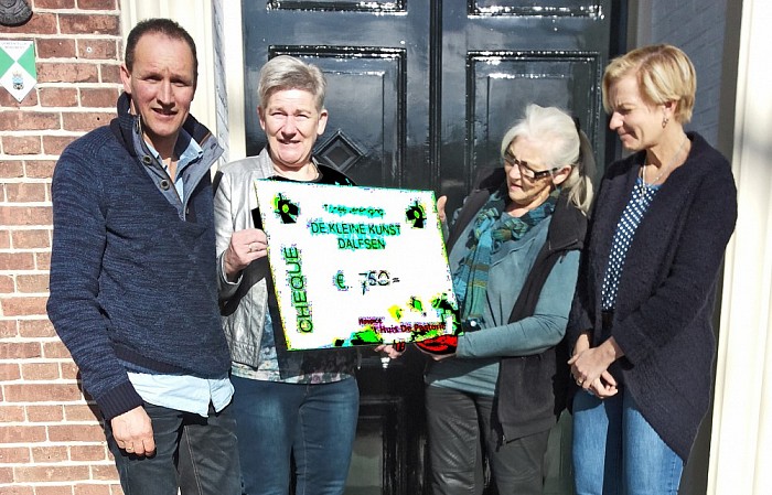 Wederom een mooi bedrag voor Hospice - Foto: Eigen geleverde foto