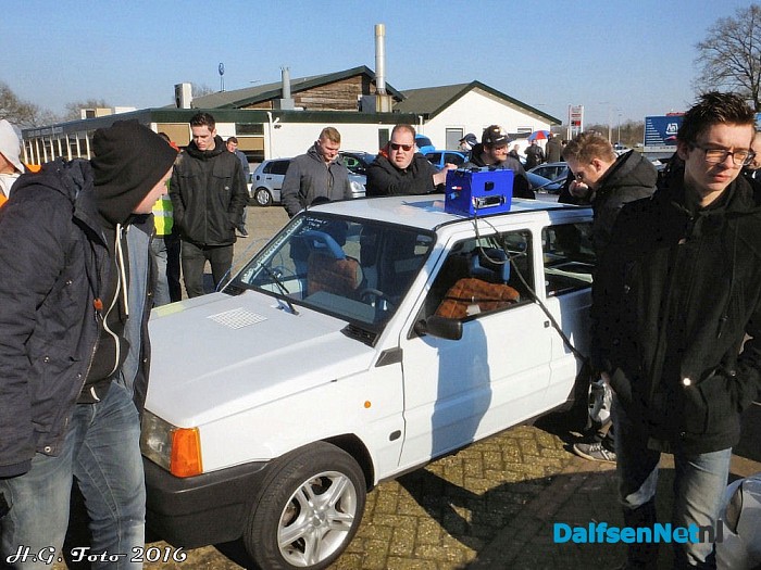 Auto meeting bij Road Runner - Foto: H.G. Foto
