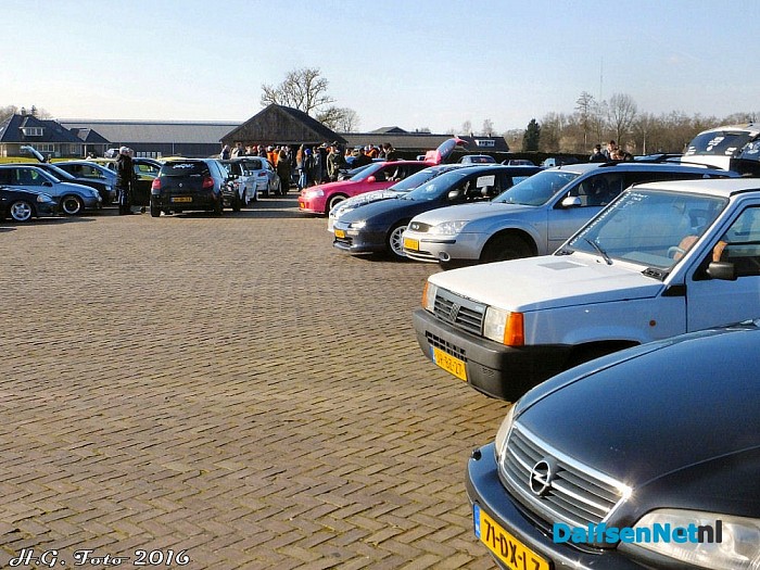 Auto meeting bij Road Runner - Foto: H.G. Foto
