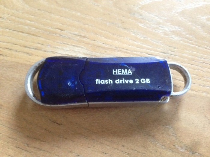 USB stick gevonden - Foto: Eigen geleverde foto