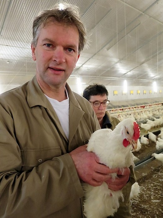 Von Martels op stage bij de boer (update) - Foto: Wim