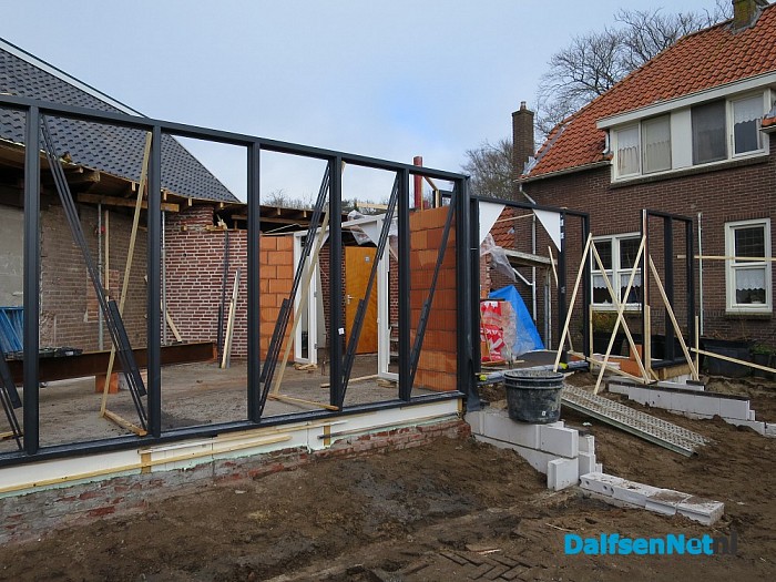 Start bouw Anjerpunt in Hoonhorst bij zaal Kappers - Foto: Wim