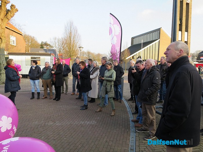 Start bouw Anjerpunt in Hoonhorst bij zaal Kappers - Foto: Wim