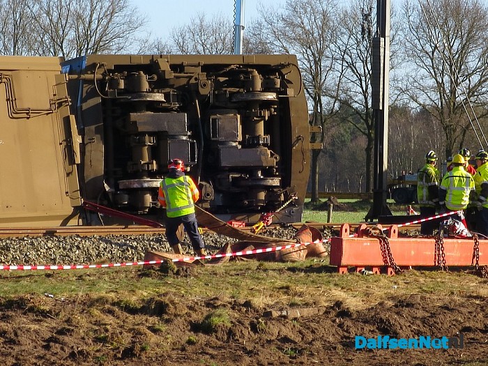 Berging trein verloopt voorspoedig - Foto: Wim