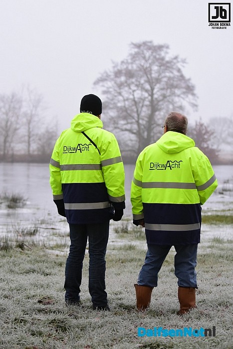 Update, Speuren naar schades aan de dijken - Foto: Johan Bokma