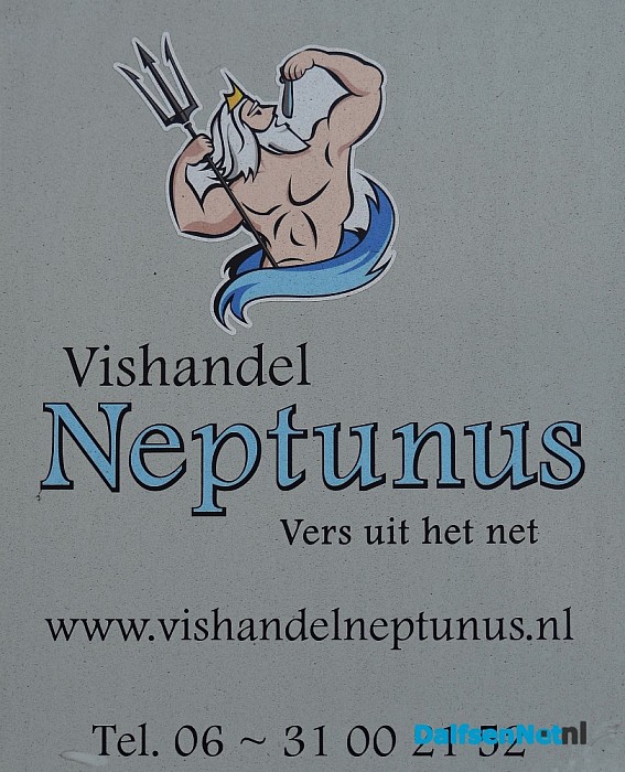 Vishandel Neptunus elke vrijdag te vinden in Hoonhorst - Foto: Johan Bokma