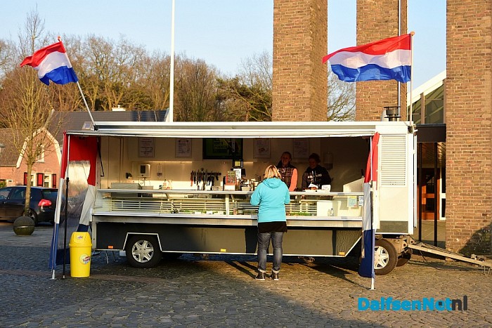 Vishandel Neptunus elke vrijdag te vinden in Hoonhorst - Foto: Johan Bokma
