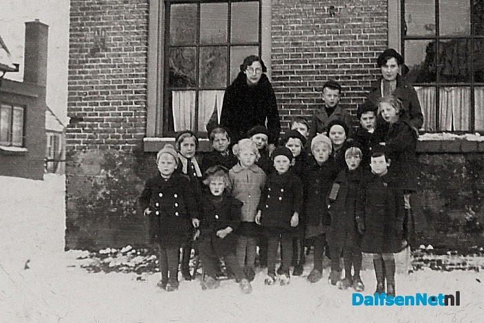 Namen gezocht groepsfoto - Foto: Historische Kring Dalfsen