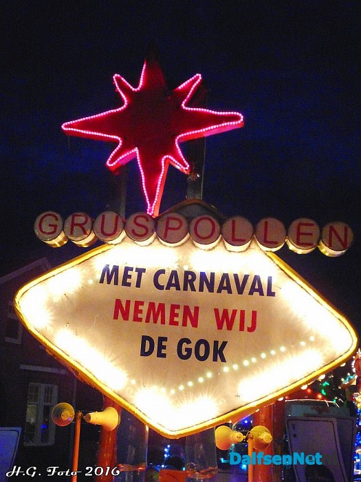 Verlichte Carnaval optocht Lemelerveld. - Foto: H.G. Foto