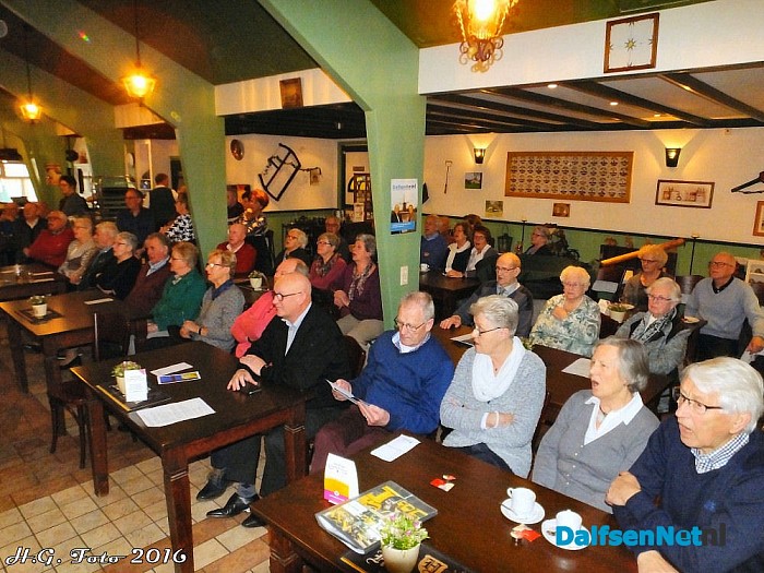 De Jonkvrouwen komen weer in Dalfsen - Foto: H.G. Foto