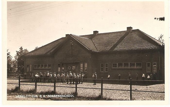 Mooie ansichtkaarten te koop - Foto: Eigen geleverde foto