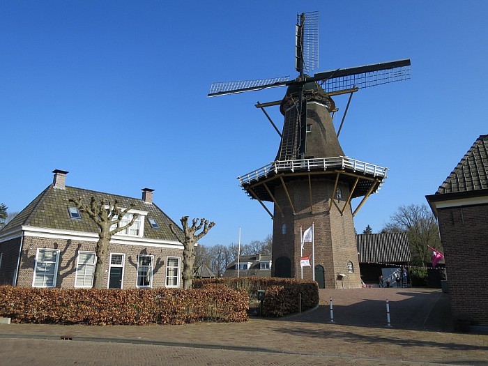 NL Doet Molen Fakkert in Hoonhorst - Foto: Wim