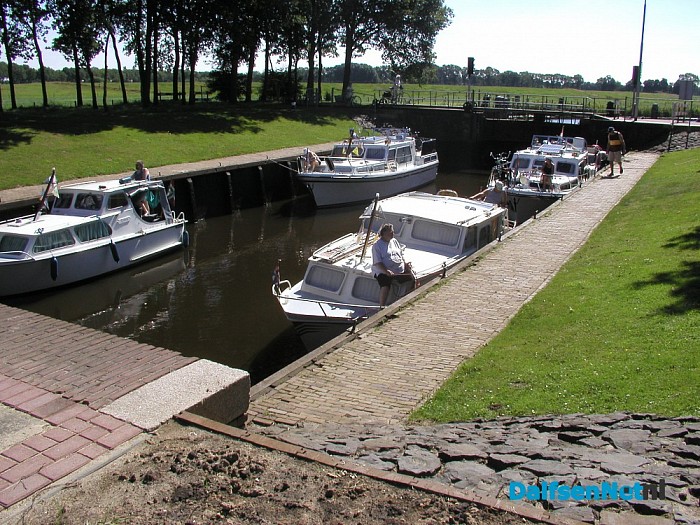 Bedieningstijden schutsluizen/brug Overijsselsche Vecht