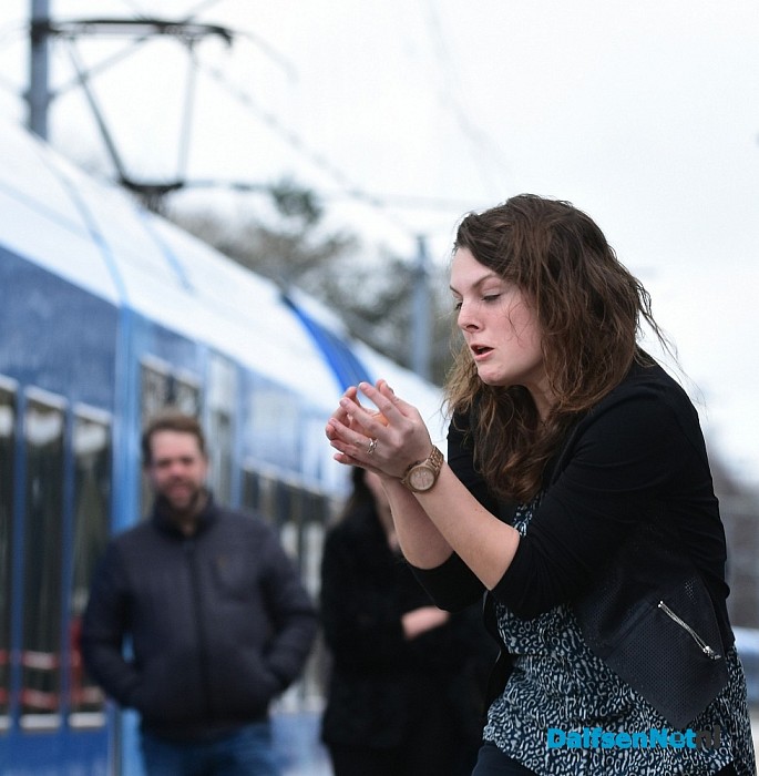 Eieren gooien bij Oude Station - Foto: Johan Bokma
