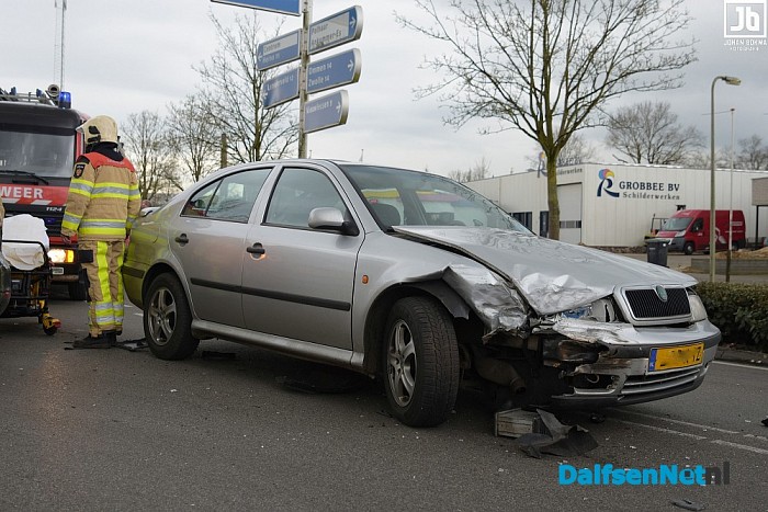 Ongeval met letsel Wannestraat / Rondweg Dalfsen - Foto: Johan Bokma