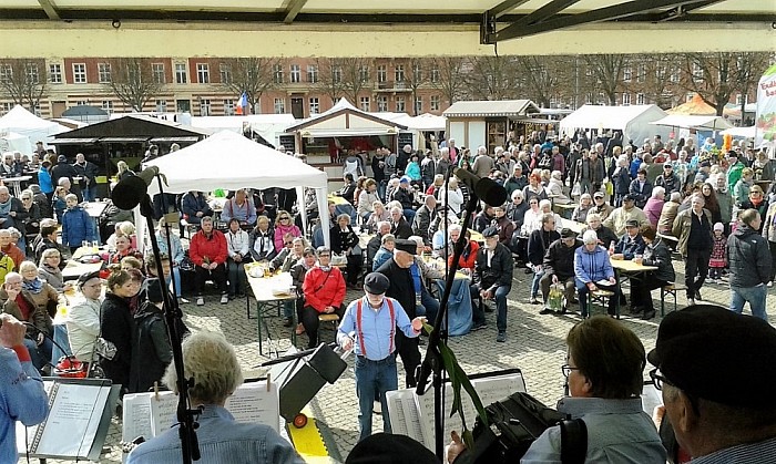 Stuwzangers terug van buitenlands optreden - Foto: Eigen geleverde foto