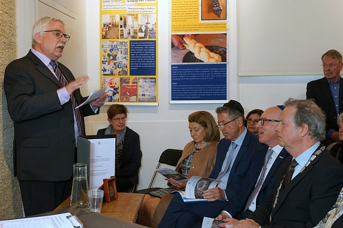 Yad Vashem plechtigheid in voormalige Dalfser synagoge - Foto: Paul Scholten