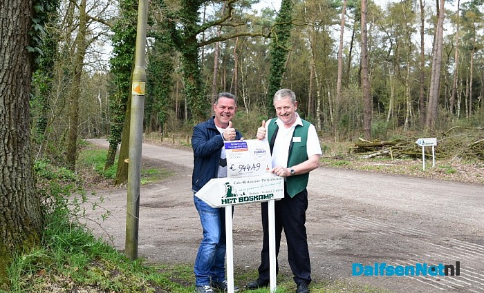 Bijna 1000 euro voor Stichting Dalfsennet.nl - Foto: Johan Bokma