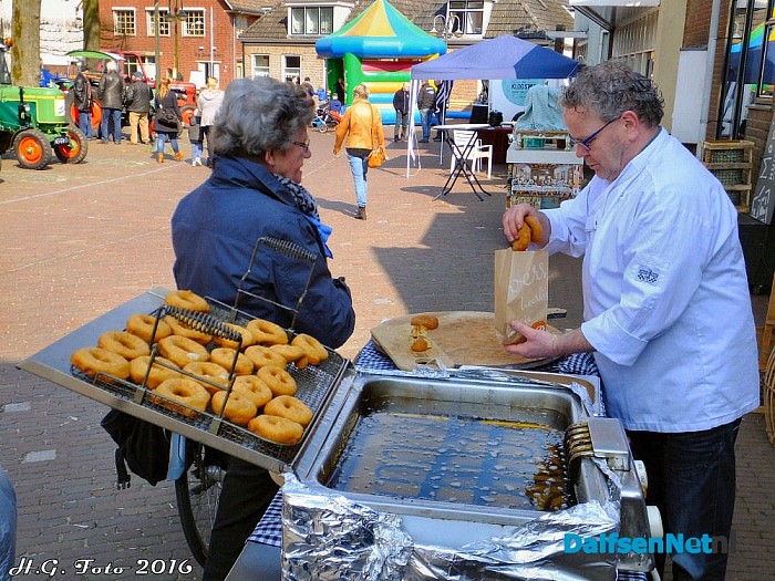Voorjaarsweer op de voorjaarsfair - Foto: H.G. Foto