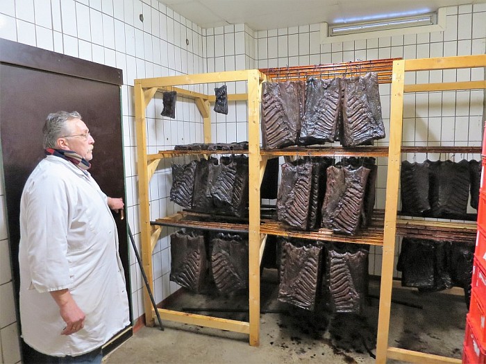 Dalfsennet op bezoek bij slagerij van Broekhuizen - Foto: Wim