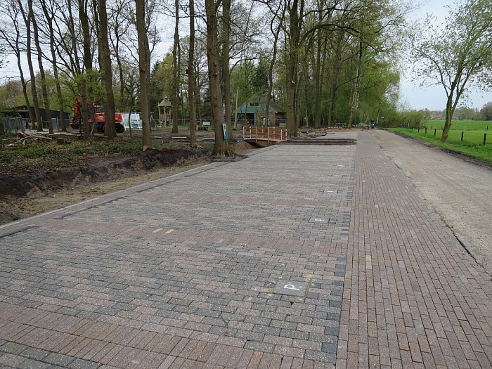Zwembad Heidepark Lemelerveld is er klaar voor - Foto: Wim