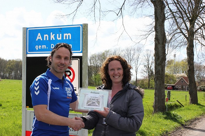 Gift voor Jeugdsportfonds Dalfsen - Foto: Eigen geleverde foto