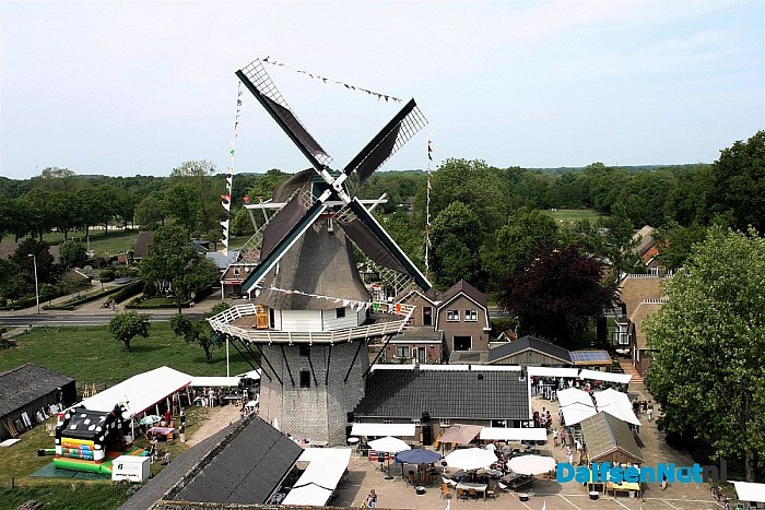 Meimarkt bij Molen Massier