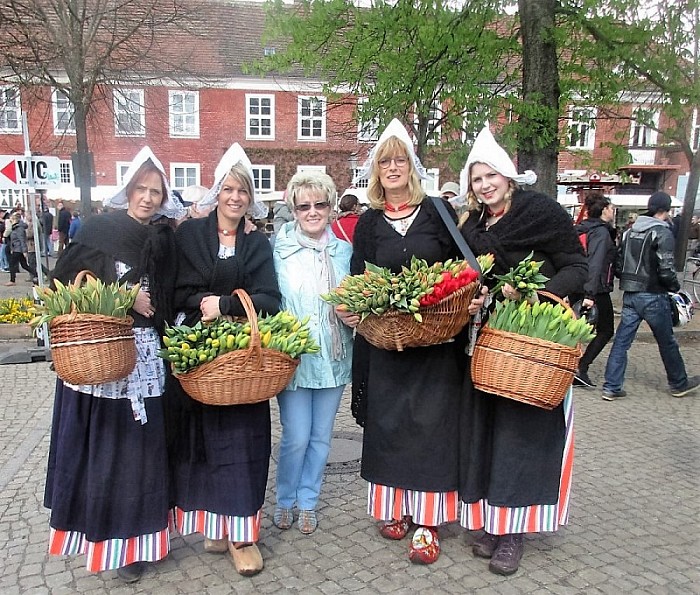Stuwzangers terug van buitenlands optreden - Foto: Eigen geleverde foto