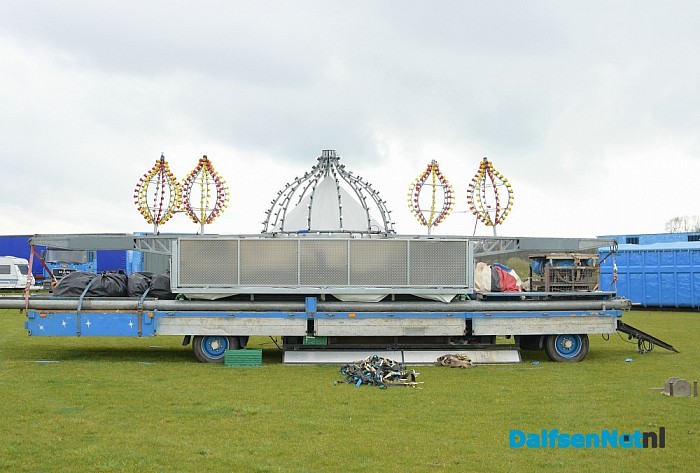 Circus Alberti aangekomen in Dalfsen - Foto: Johan Bokma