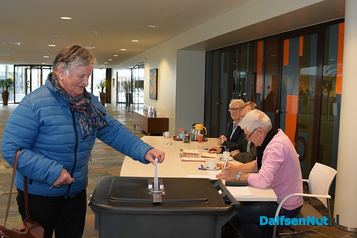Beperkt aantal stemmers in Dalfsen - Foto: Johan Bokma