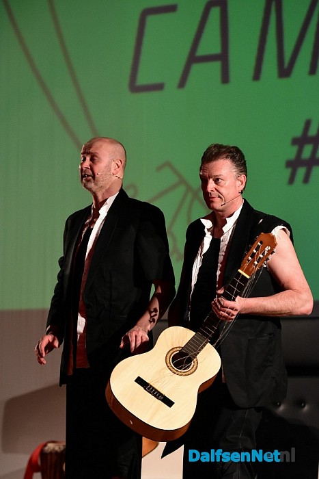 Bijna 1000 euro voor Stichting Dalfsennet.nl - Foto: Johan Bokma