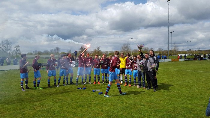 A-junioren SV Dalfsen/ASC’62 zijn kampioen - Foto: Eigen geleverde foto