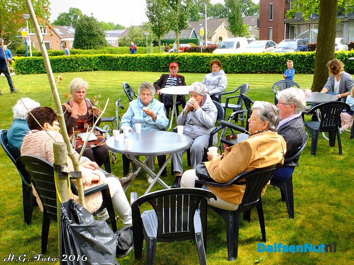 Voorjaarsmarkt in Oudleusen. - Foto: H.G. Foto