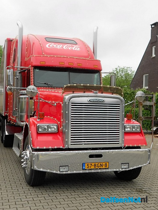 Coca cola kerst truck bij Wienen