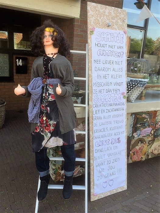 Op der vijftigste de boel op stelten - Foto: Eigen geleverde foto