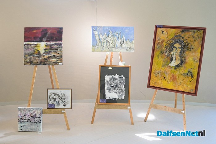 Kunst om Dalfsen zondag - Foto: Johan Bokma