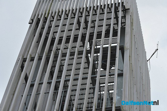 Zender van de Drommelse Jongens van uitkijktoren gehaald - Foto: Johan Bokma